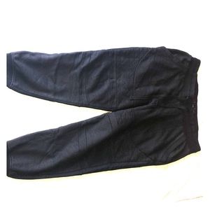 Guess sweat pants size L